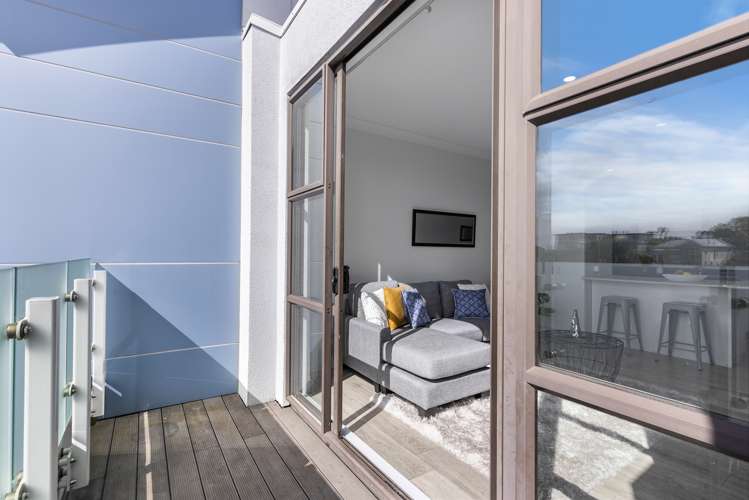 313/3 Morningside Drive Morningside_12