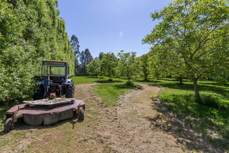 27 Guys Road Yaldhurst_31