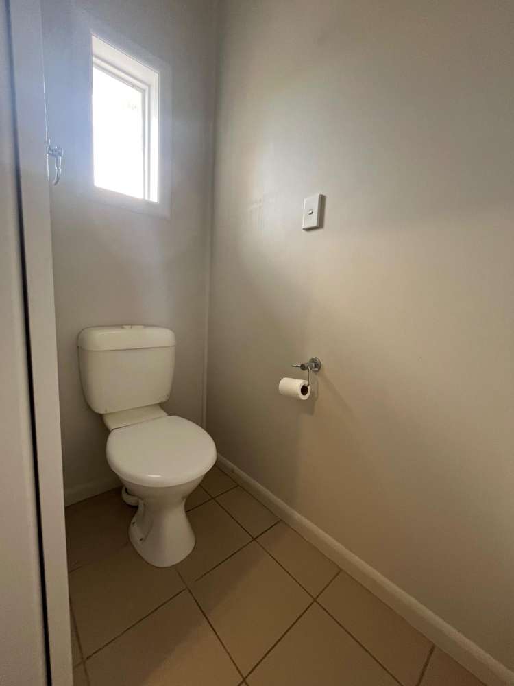  225 Fox Street Hamilton East_13