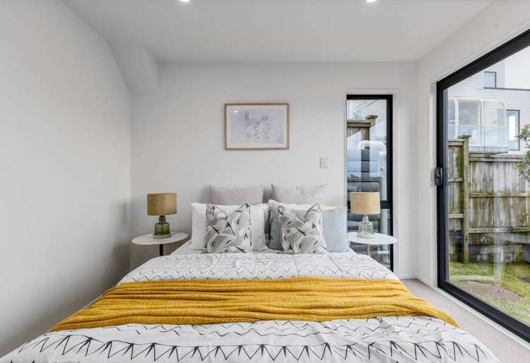 4/589A East Coast Road Browns Bay_12