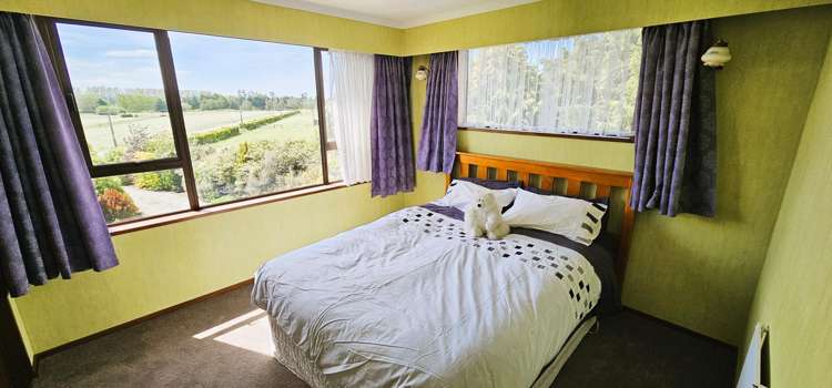 27 Mandeville Kingston Crossing Road Mandeville_7