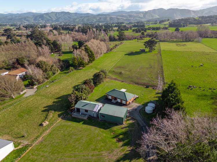 65a Connollys Line Carterton_24