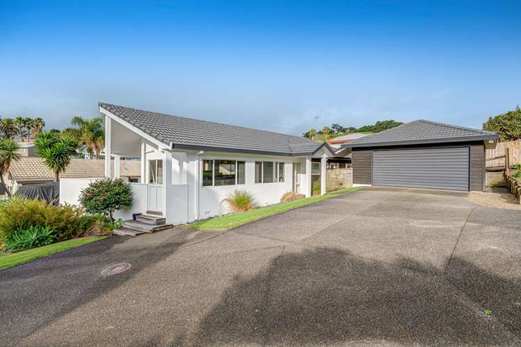 11 Kestrel Heights Arkles Bay_21