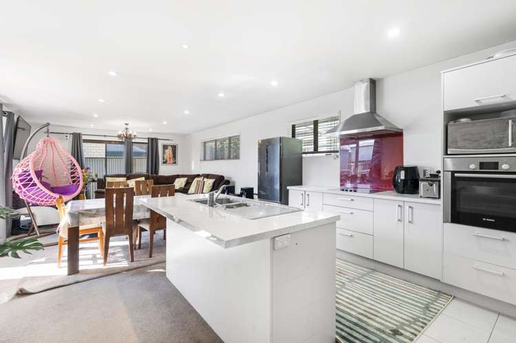 11 Russell Street Linwood_1