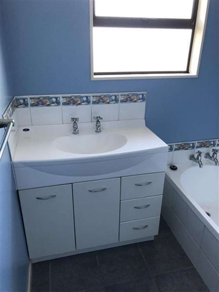 4 Alison Crescent Renwick_6