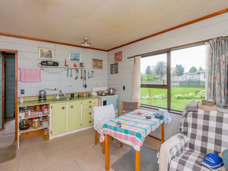 15 Churchill Crescent Shannon_4