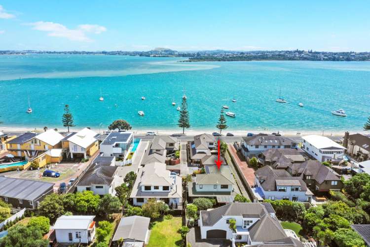 2/38 The Parade Bucklands Beach_38