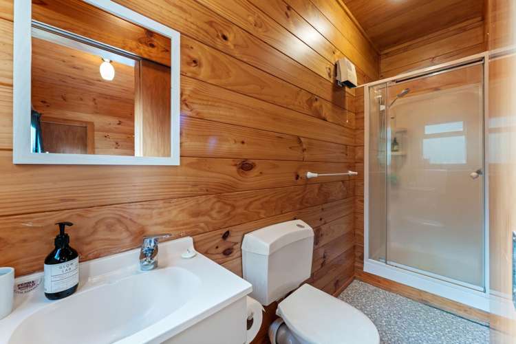 175 Forest Road Oruanui_16