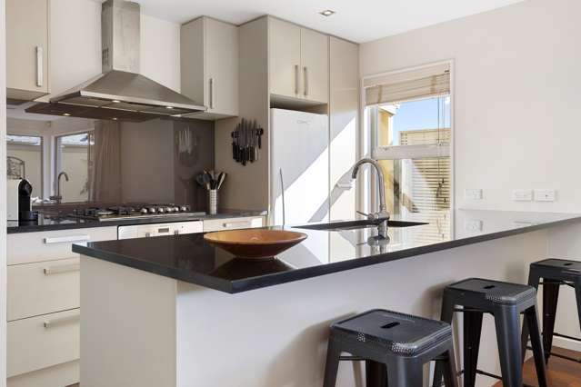 6 Elderwood Lane Edgeware_4