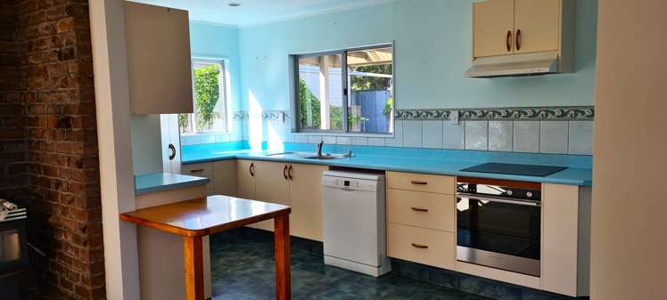 15 Pairatahi Road Kaingaroa_8