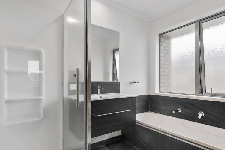 8 Eastbank Drive Katikati_14