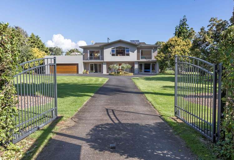 873 Waitakere Road_2