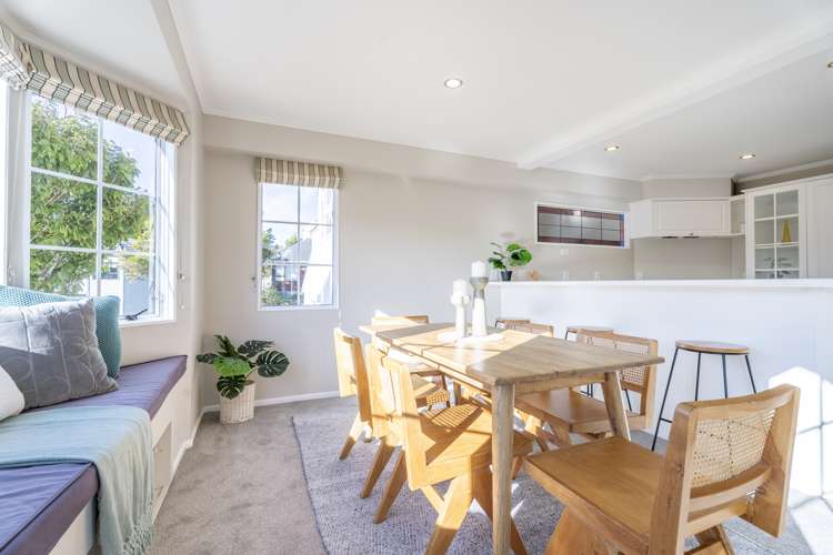 12 Ronald Woolf Place Churton Park_7