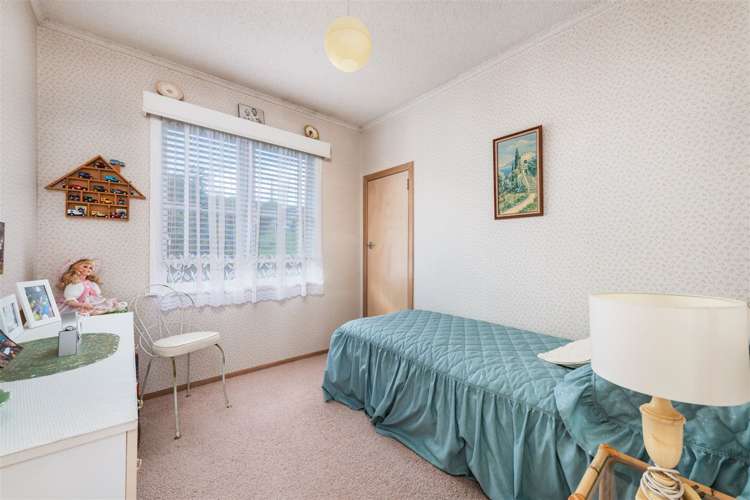 70 Sylvan Crescent Te Atatu South_14