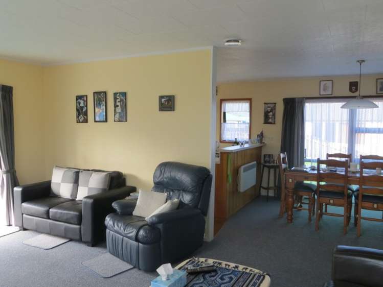 18 Dunlop Crescent Te Aroha_6