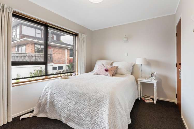 2/22 Martin Crescent Northcote Central_13