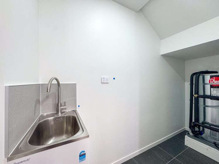 10/21 Eastview Road 10026_12