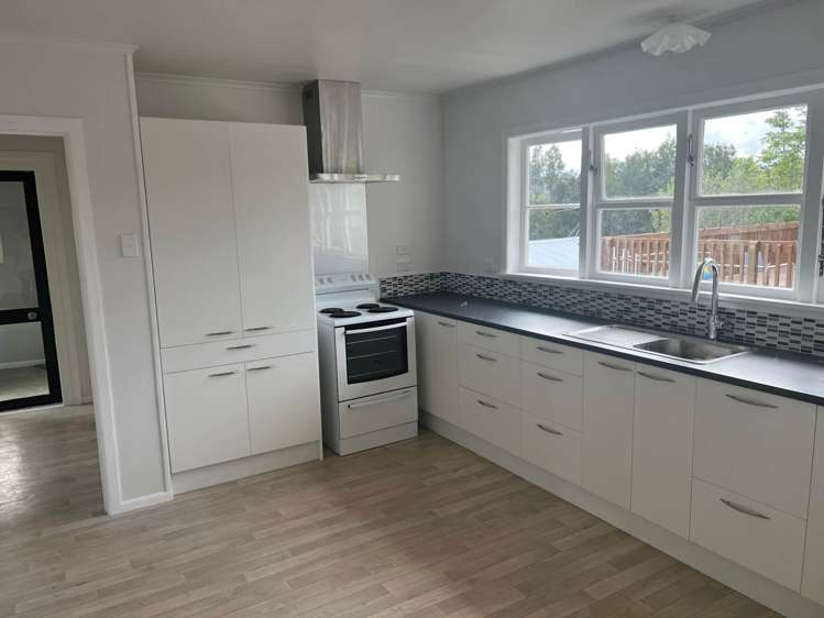 12A Rautawhiri Road Helensville_2