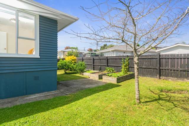 60 Tiroroa Avenue Te Atatu South_2