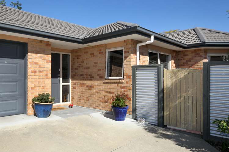 911a Churchill Street Akina_7