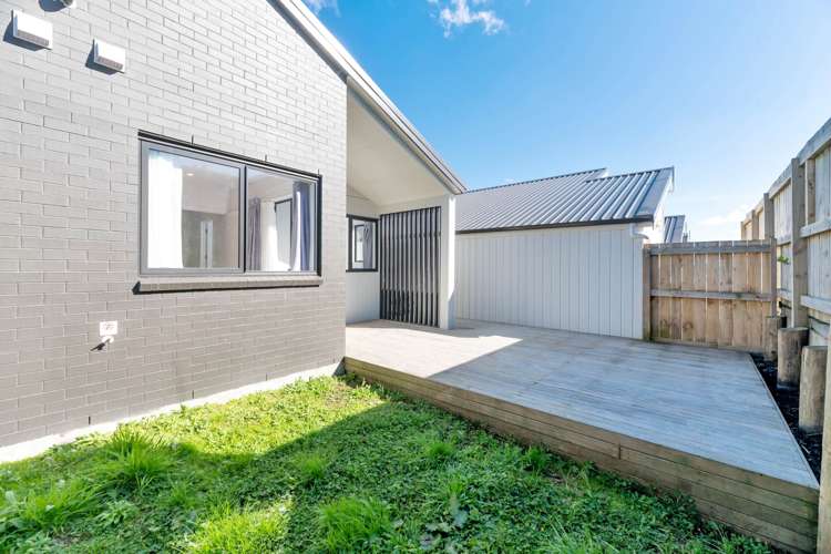 44 Biovoko Street Massey_11