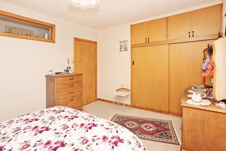 611 Tay Street Hawthorndale_11