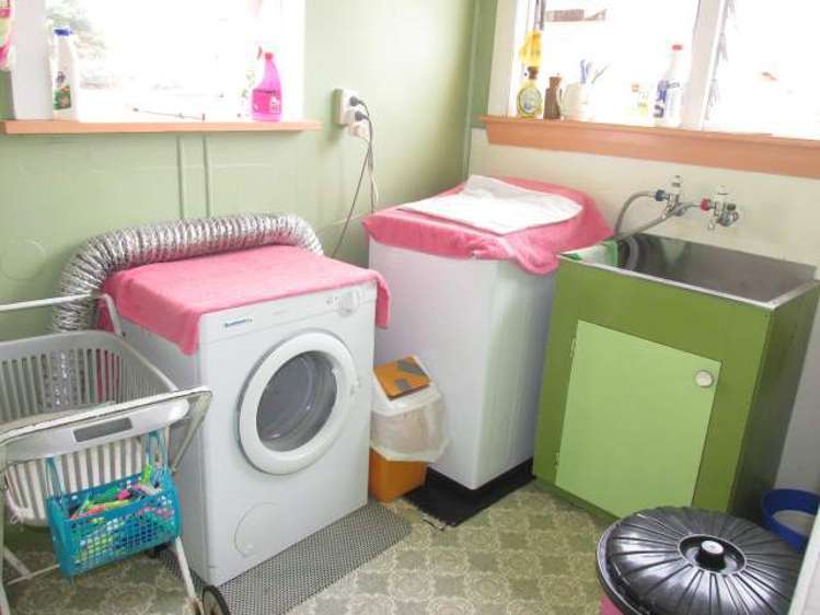 6 Crampton Road Reefton_22