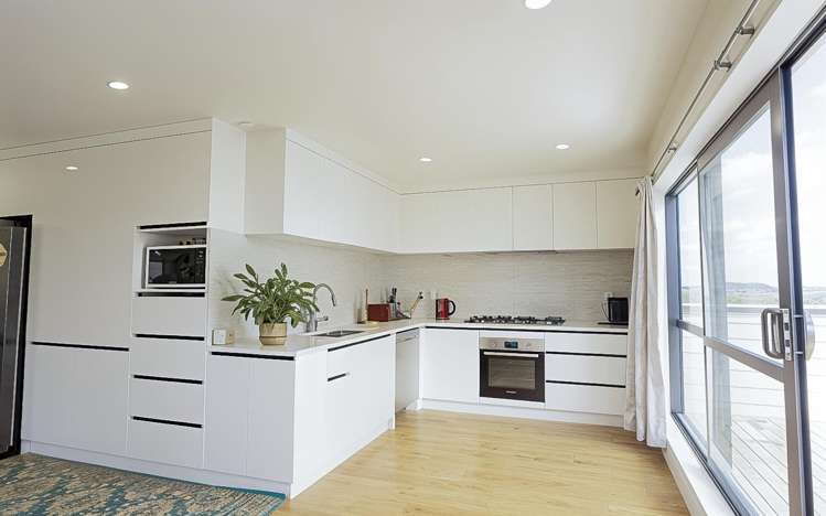 46 Ascension Crescent Orewa_6