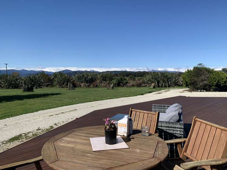 32 Greyhound Road Hokitika_7