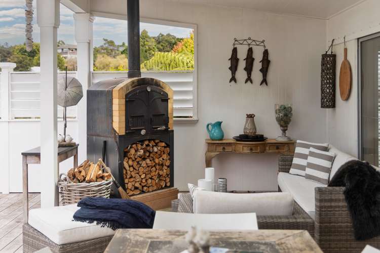 679 Huia Road Parau_6