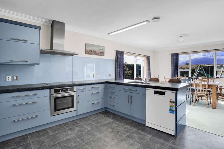 2775 Eltham Road_5