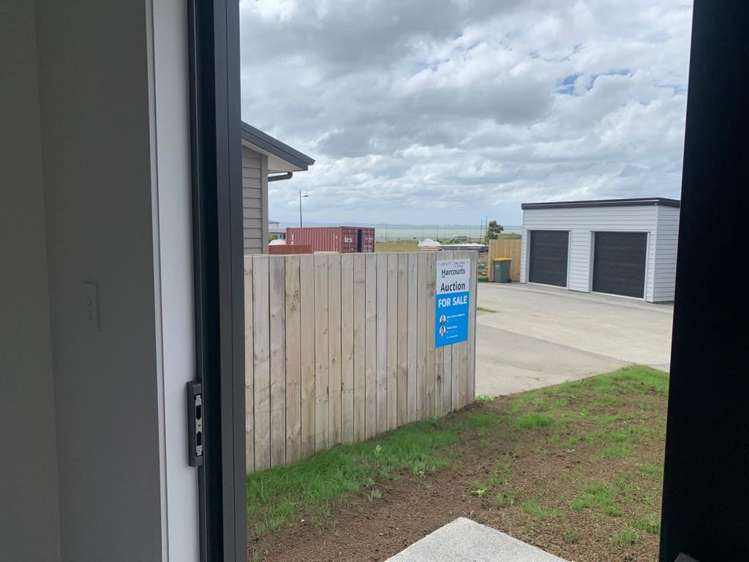 7 Poutawa Lane Clarks Beach_20