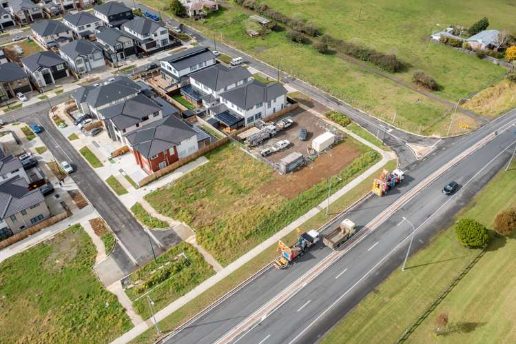 1 Uki Way Flat Bush_2