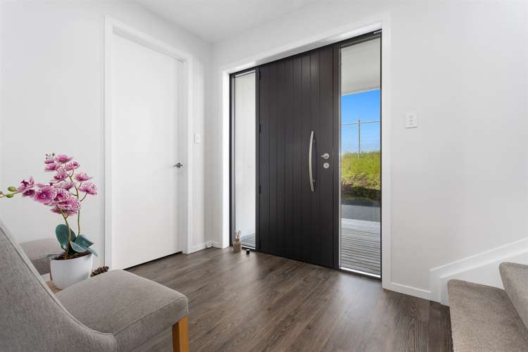 16 Piripai Rise Coastlands_16