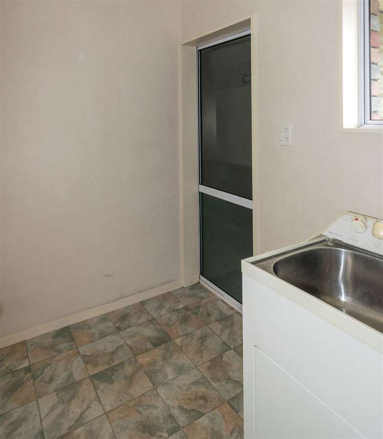 15a Buick Street Redwoodtown_18