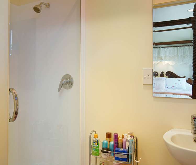 283 The Ridgeway Stoke_12