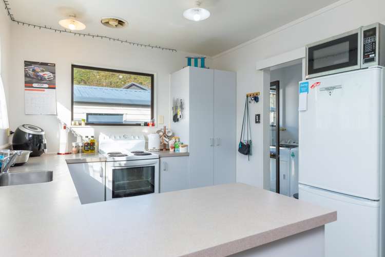 312f Waikawa Road Waikawa_10