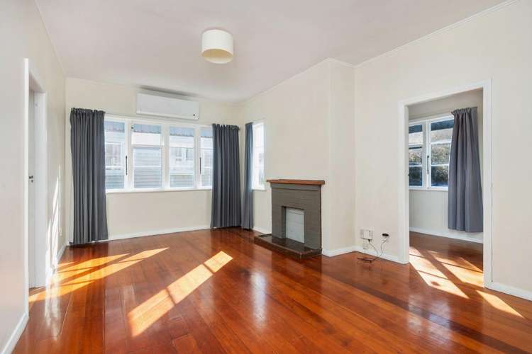 6 Mccullough Avenue Mount Roskill_6