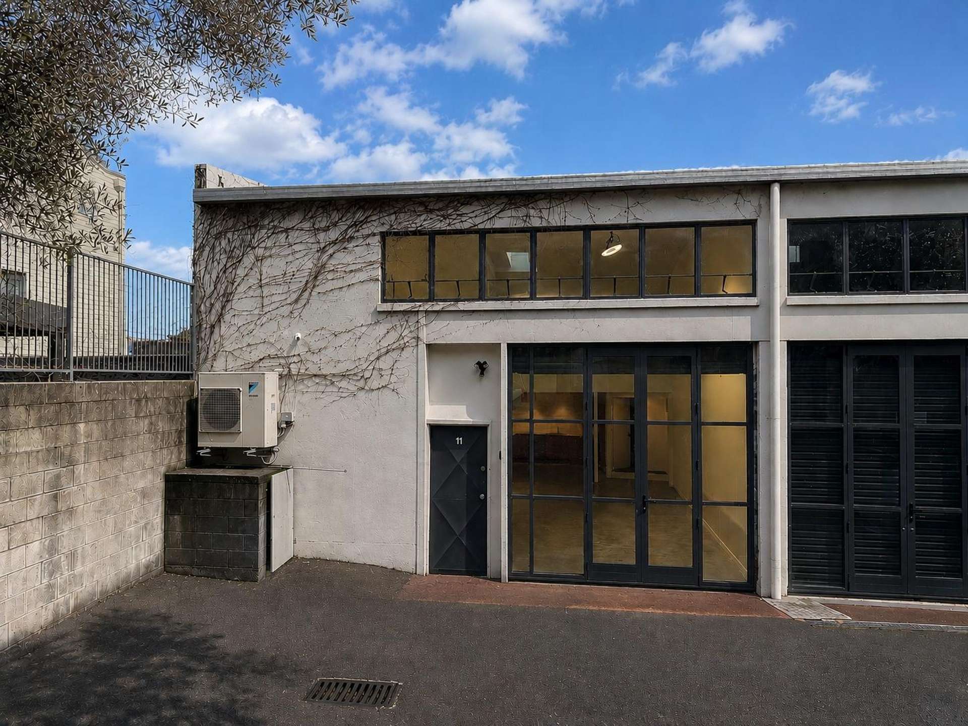 11/74-76 Upper Queen Street Newton_0