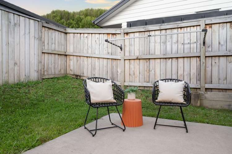 75b Pakanga Grove Pyes Pa_12