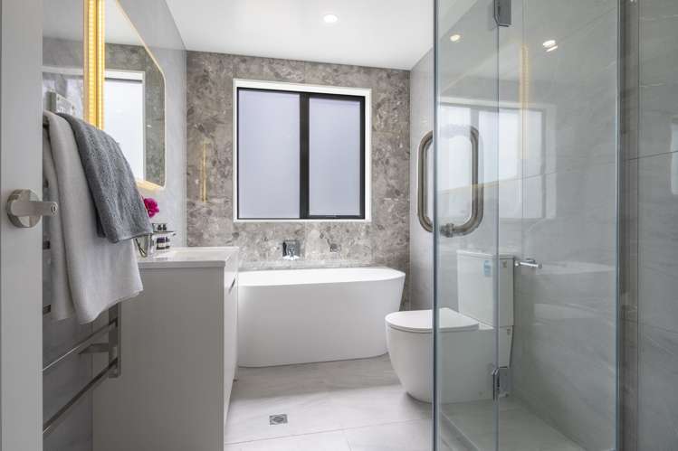 2-3/45 Great South Road Takanini_15