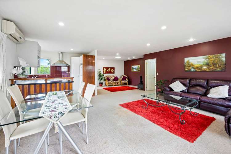 1a Roberts Road Te Atatu South_3