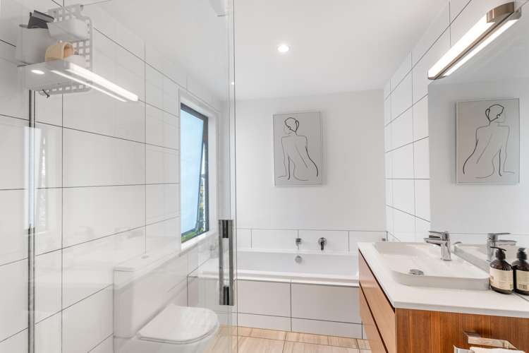 9 Fernwood Place Wai O Taiki Bay_18