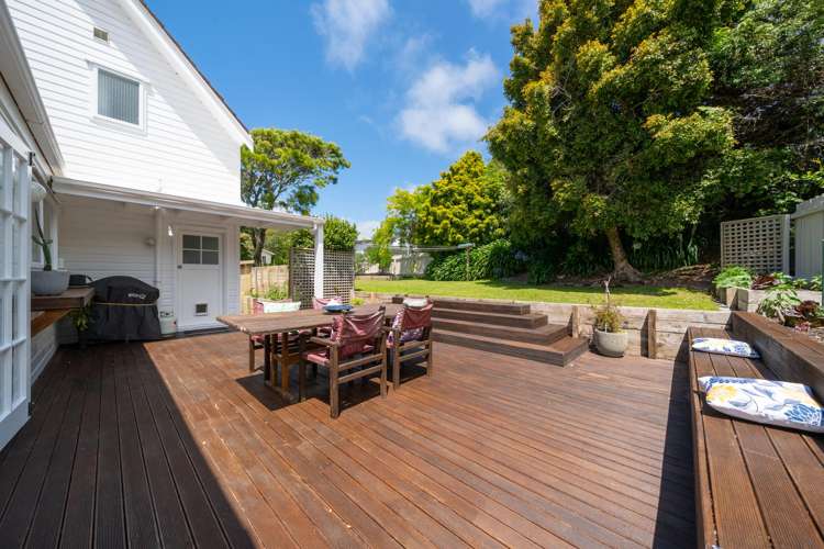 2 Newnham Court Tawa_16