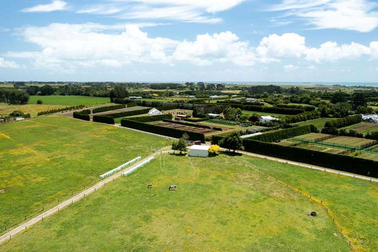 202 Kairau Road East Waitara_6