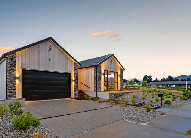 11 Rua Street Albert Town_2