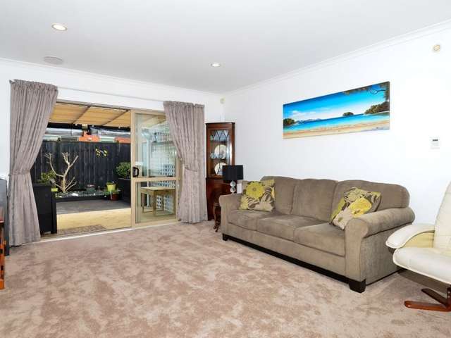 8 Drummond Drive Ranui_3