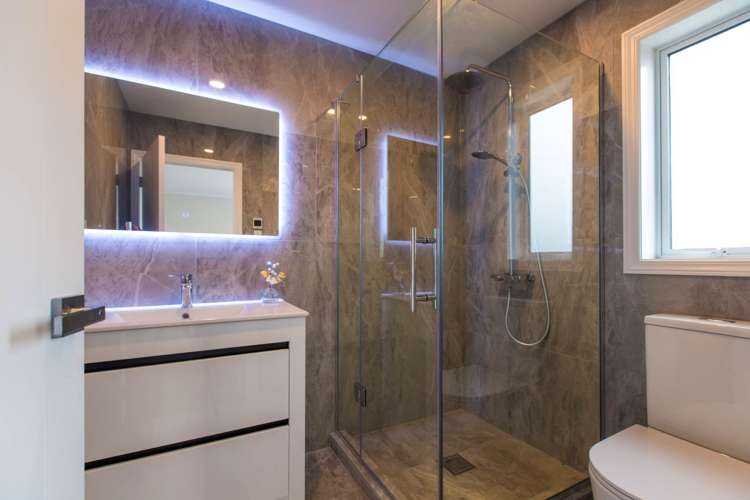 1158c New North Road Mount Albert_17