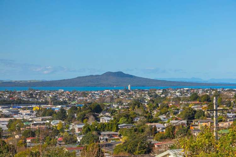 3/621 Glenfield Road Totara Vale_7