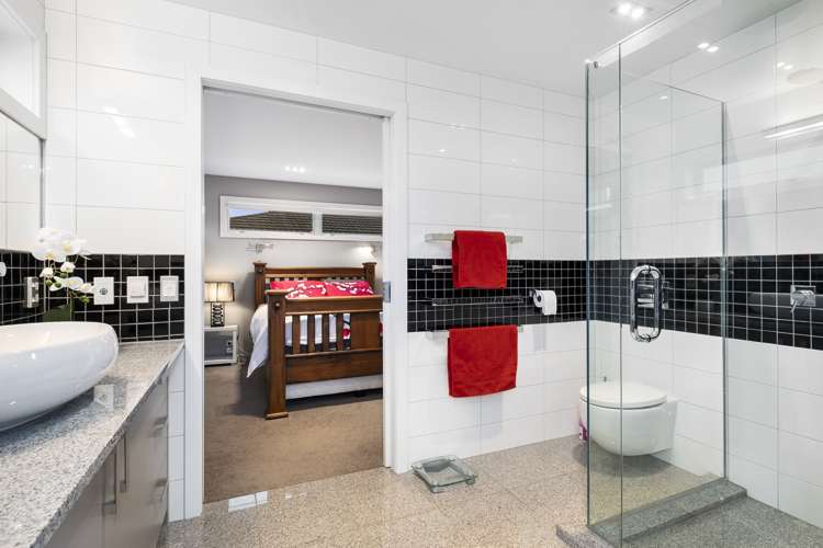 29 Selkirk Street Roslyn_11